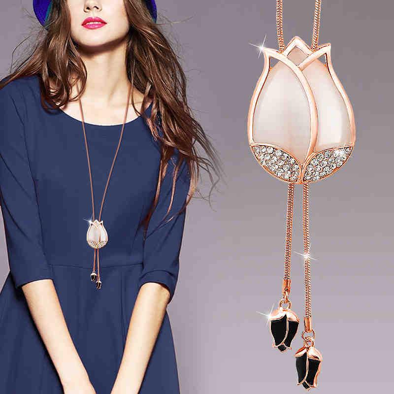 

2024 Korean Fashion Tulip Rhinestone Sweater Necklace золотой/ярко-розовый