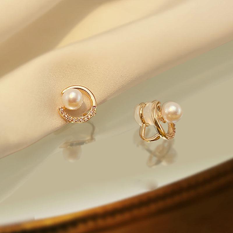 

2025 Trendy Pearl Stud Earrings: High-End French Style Silver Needle Clips for Women