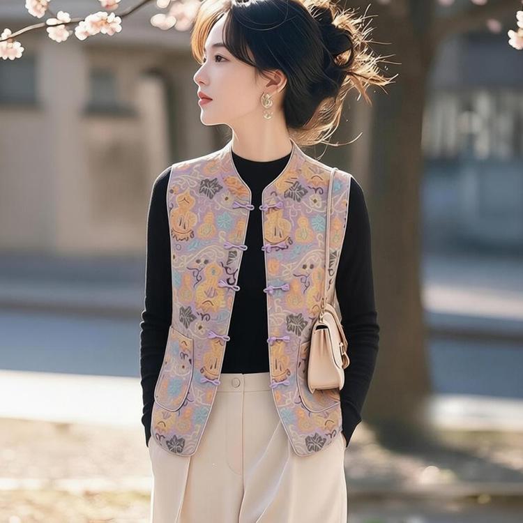 New Chinese Style Embroidered Vest for Women - Stylish Spring & Autumn Cardigan for Middle-Aged & Elderly