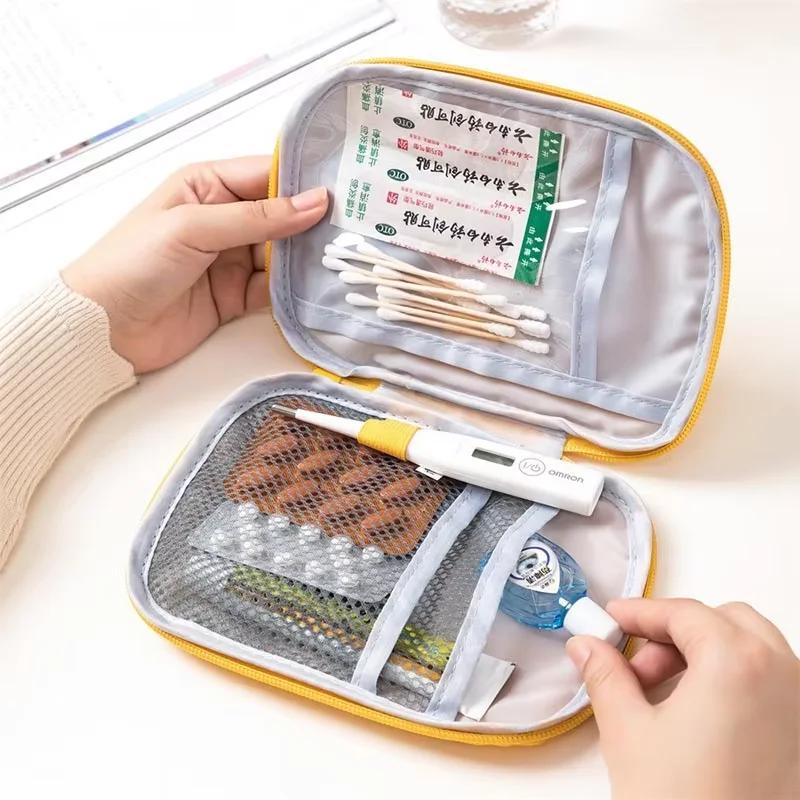 600D Oxford Cloth Portable Medical Bag for Business Trips, Outdoor First Aid Kit, Portable Small Medicine Bag for Home Storage