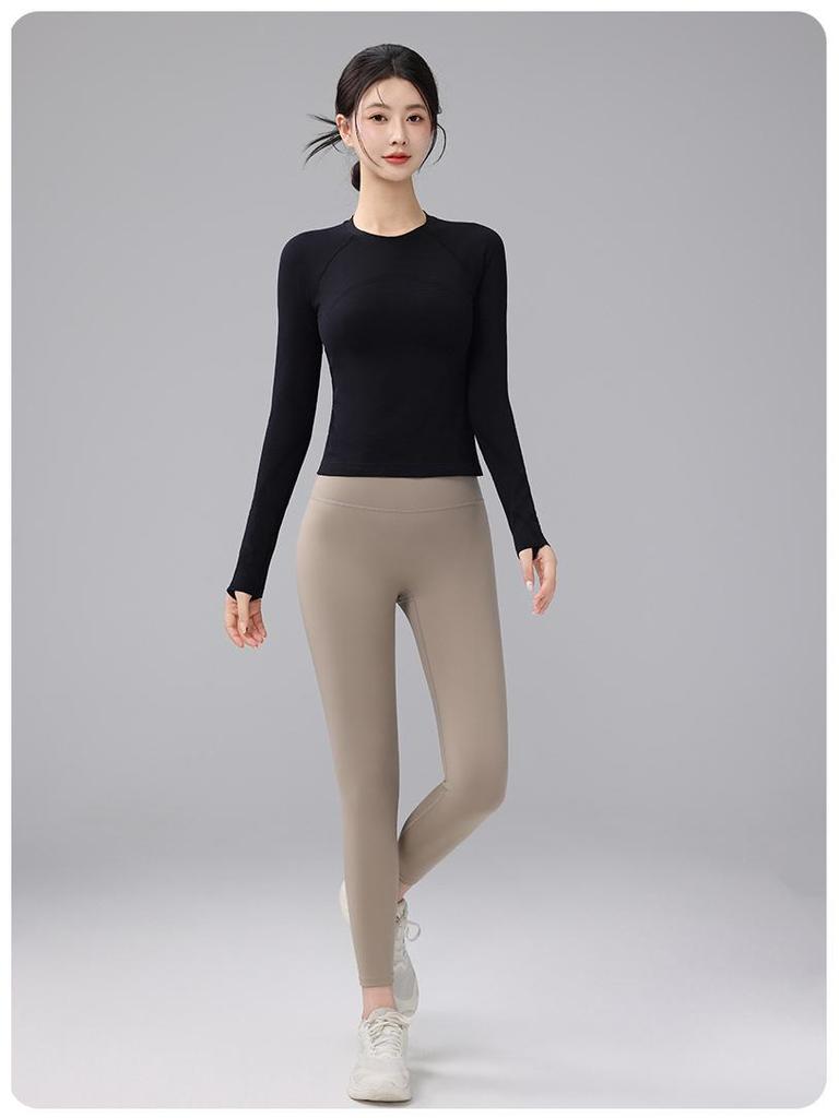 Women's Quick-Dry Long Sleeve Round Neck Training Top for Yoga and Running