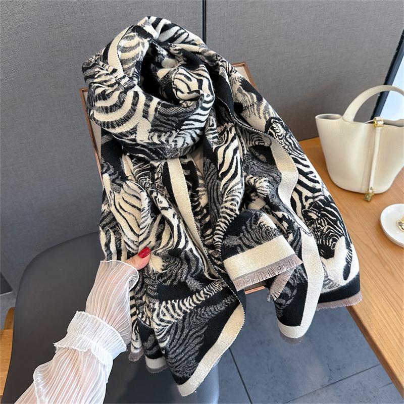 Travel Poncho Warm Cashmere Scarf Women  Luxury Thick Blanket Winter Bufanda Shawl Print New Wraps Pashmina Female Stoles