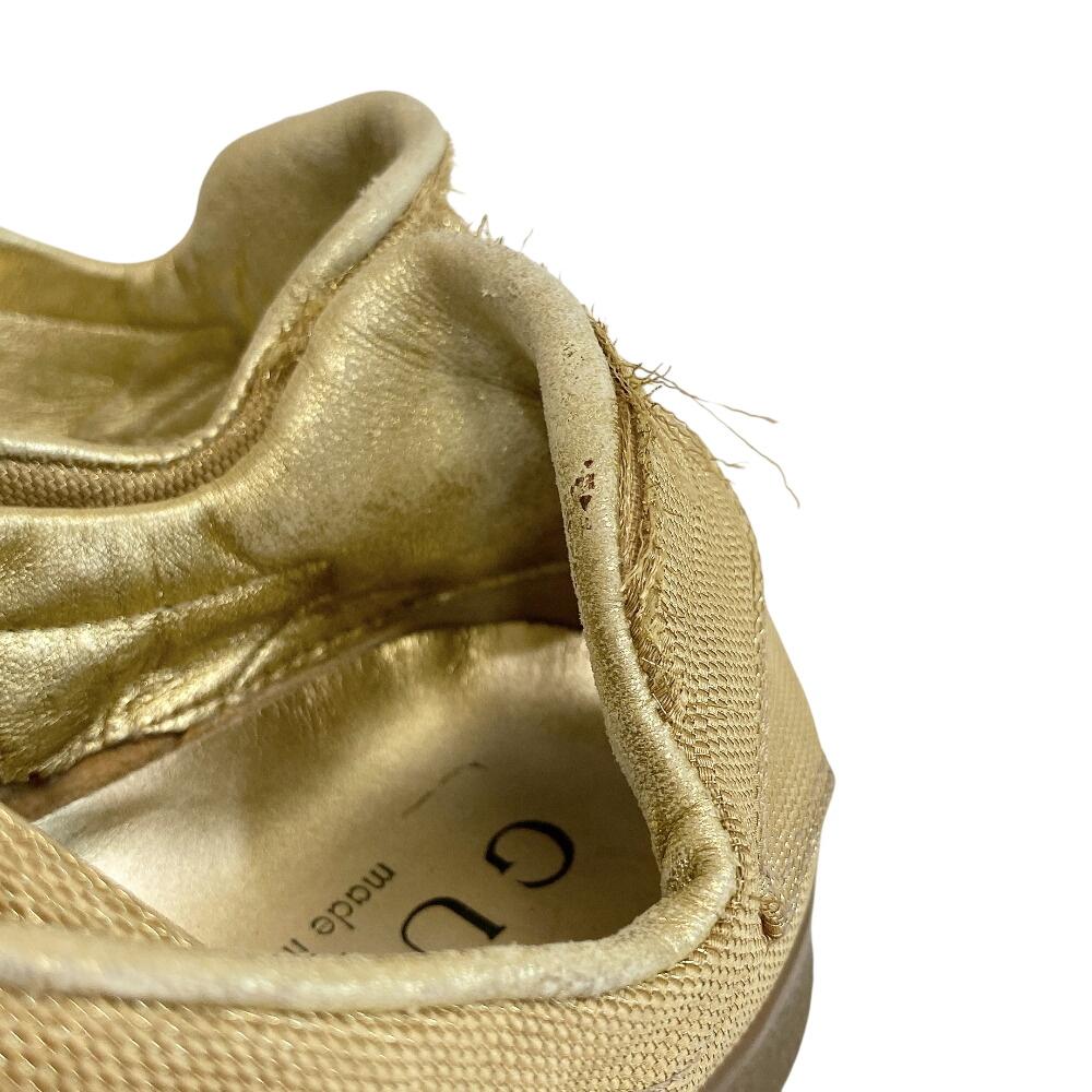 Gucci Niedrig geschnittene Leder-Sneaker goldfarbenes Leder Gebraucht