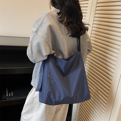 Borsa a tracolla di grande capacità da donna a quadri da ascella