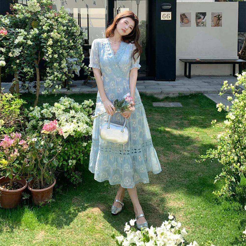 New Summer Fashionable Floral Embroidered Patchwork V-Neck Short-Sleeve Fitted Slimming Midi Dress Women's Holiday Vestidos