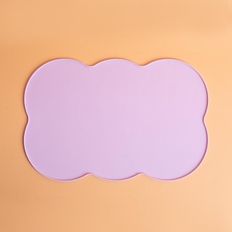 Silicone Pet Feeding Mat, Non Slip Leakproof Oval Bowl Mat for Cats Dogs Easy Clean Dining Pad