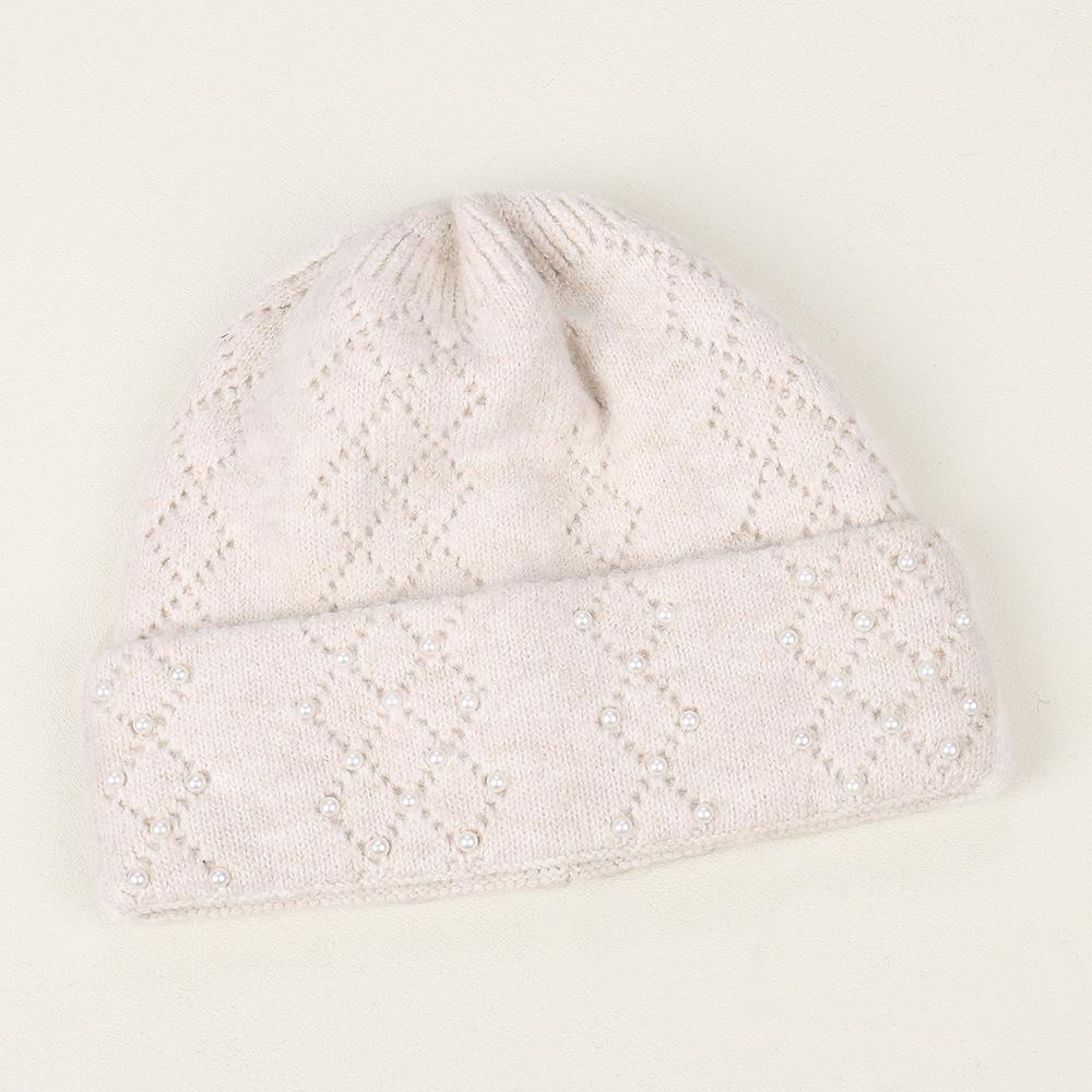 Autumn and winter new warm little pearl fashion knitted hat outdoor riding windproof and cold thickened versatile wool hat