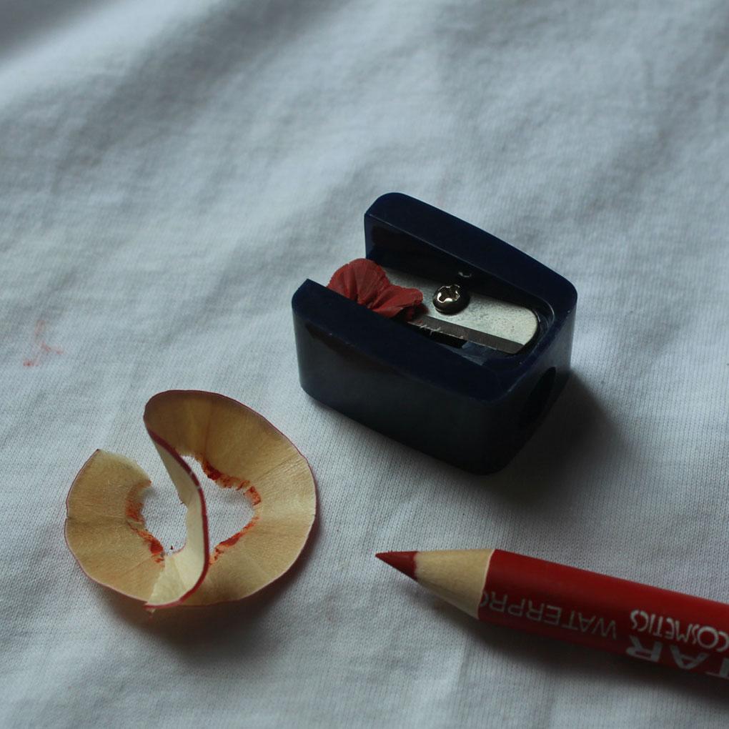 Ołówek do brwi Jednootworowa Ręczna Temperówka Biurowy Przenośny Dla Studentów Pędzle do Malowania Narzędzie do Temperowania Akcesoria do Makijażu