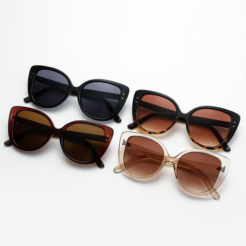 New fashion cat's eye large frame sunglasses European and American trend women's rice nail sunglasses street shot glasses s