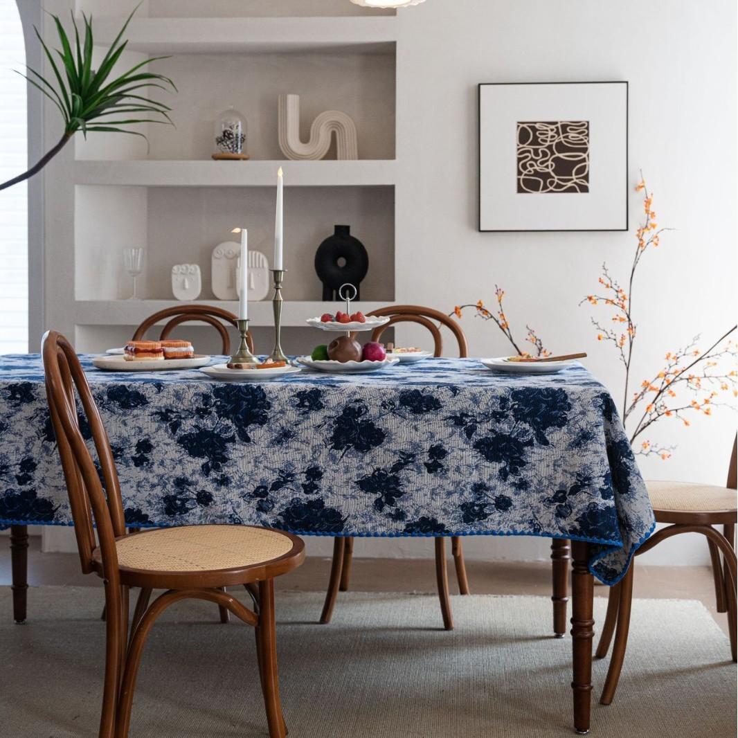 

Жаккардовая скатерть Черная Контрастный цветочный жаккард Французская скатерть Прямоугольная 60-60