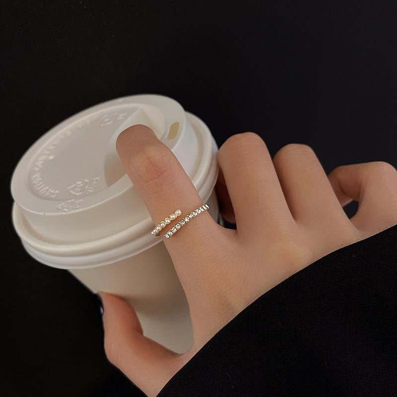 2025 New Trendy Pearl Ring Women's Niche High-end Open Ring Ring Korean Version Personalized Hand Jewelry