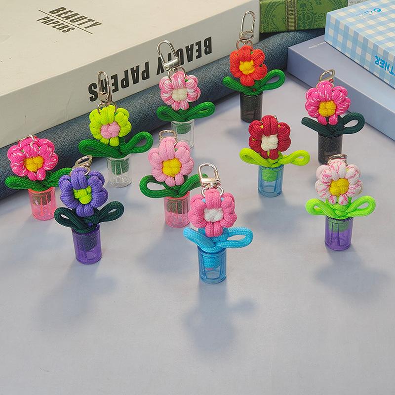 Adorable Handwoven Flower Keychain Mini Potted Vase Plant Charm Pendant for Girls Bag Accessory