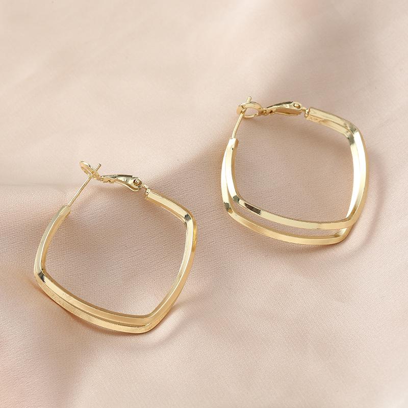 Creative French Retro Geometric Metal Hoop Earrings - Women s Exaggerated Fashion Ear Ornaments