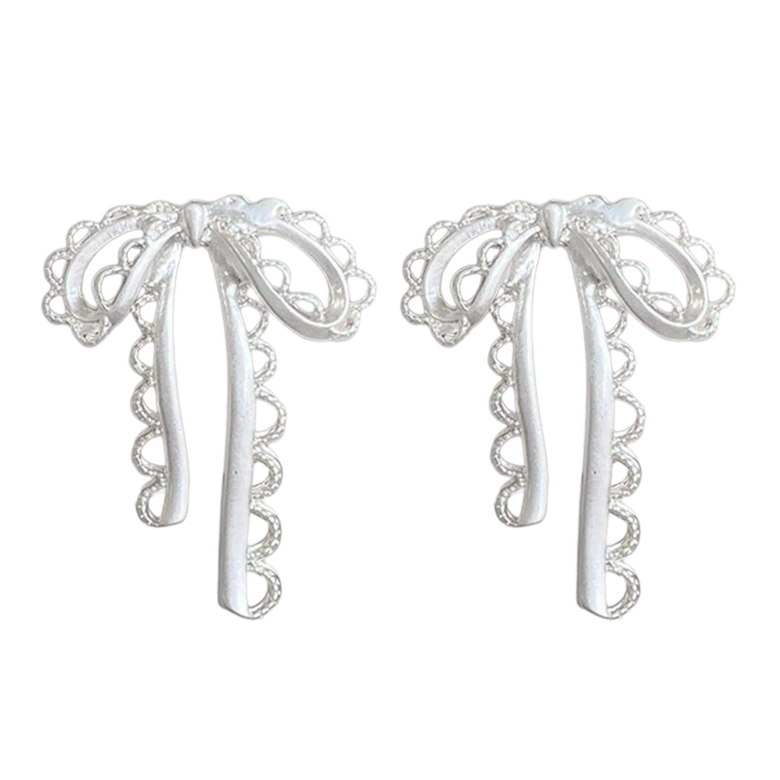 

Элегантные полые серьги-гвоздики с кружевной лентой и бантом для женщин и девочек, удобные в ношении серьги с бантиками 1