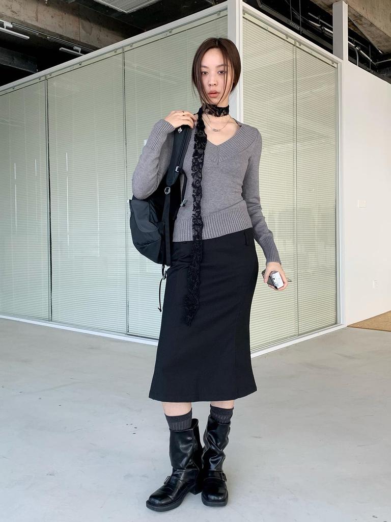 Dorothy Spring Korean Slimming Fishtail Midi Skirt - Versatile Solid Color with Tempered Slit for Women