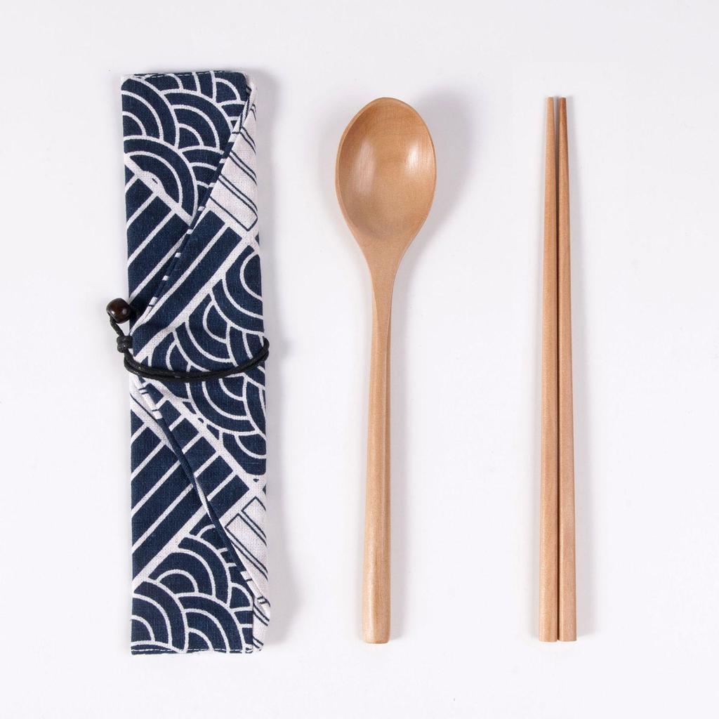 Japanese Wooden Portable Tableware Set: Long-Handled Spoon, Fork, and Chopsticks - Korean Style Three-Piece Set for Outdoor Use.