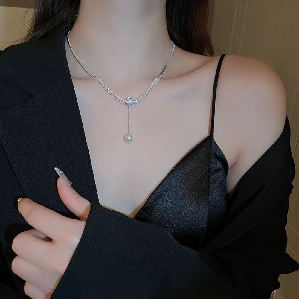 Fashion Multi-layer Diamond Pearl Elegant Women's Jewelry Layered Pendant French Court-style Beaded Choker Daily Accessories