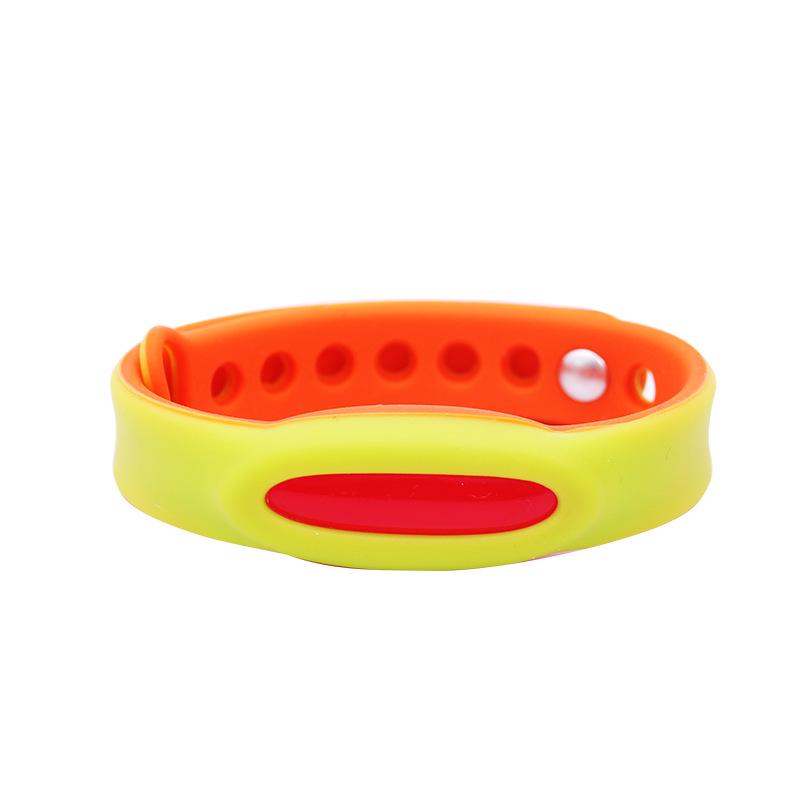 Adjustable Citronella Silicone Bracelet: Essential Oil Mosquito Repellent for Adults, Infants, and Children
