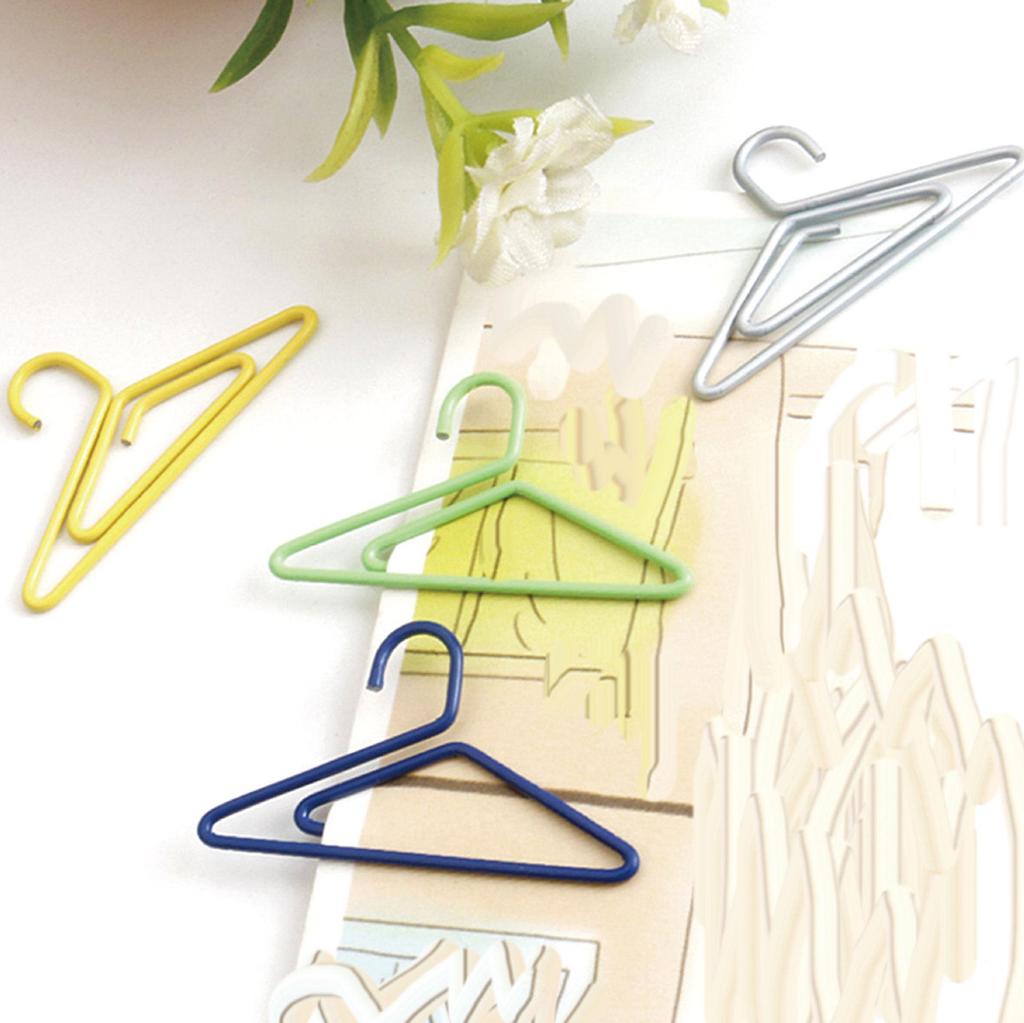 Cross-Border Colored Mini Hangers & Paper Clips: 8-Doll Accessories & Pet Mini Hangers for Journals