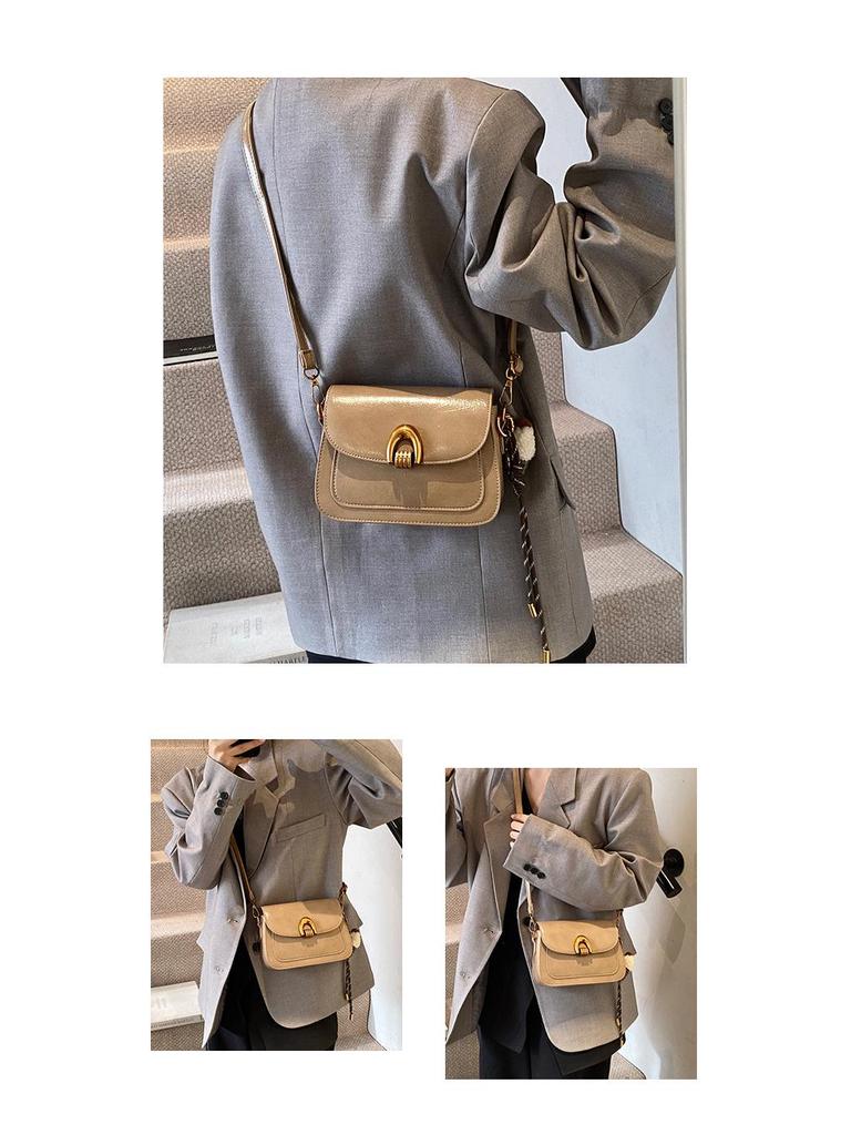 Oil Wax Leather Retro Shoulder Bag - Women's Small Square Bag for Spring 2025 Festival Fashion.