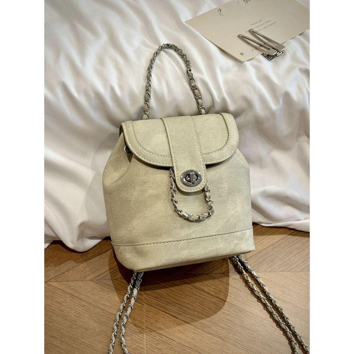 Niche design bag autumn and winter chain backpack women s versatile bucket bag premium sense going out backpack