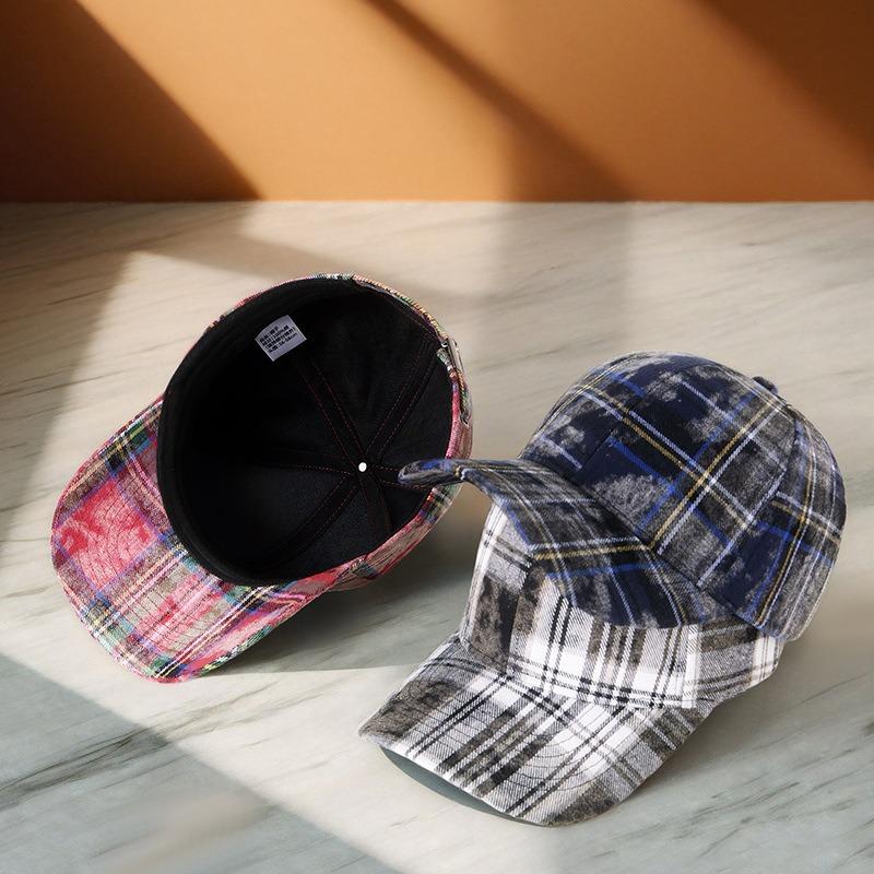 Autumn and Winter Hard Top Plaid Retro Baseball Cap Women's Street Classic Old Face Small Sunshade Cap Trend