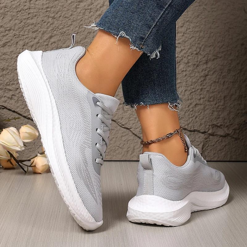 Fashion Women Sneakers Plus Size 35-43 Thick Sole Sneakers Women Breathable Mesh Lace Up Sports Shoes Woman Light Soft Sole Walking Shoe