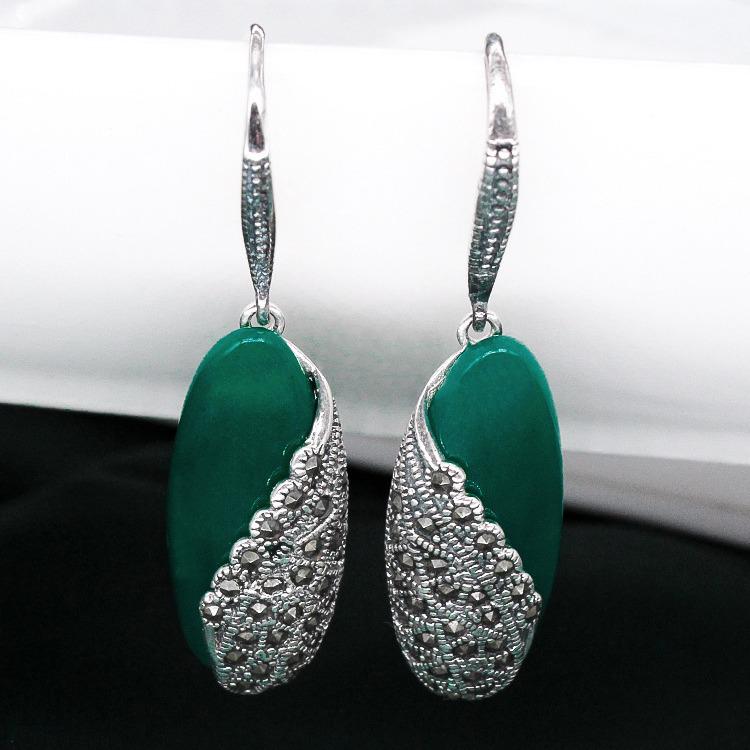Jade Angel Thai Silver 925 Sterling Earrings with Synthetic Garnet and Green Agate Cat's Eye Dangle Design.
