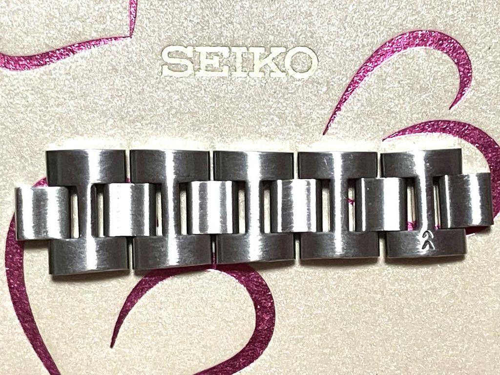[USED] Genuine SEIKO LUKIA Belt Parts, 5 Links, Available for Sale Individually