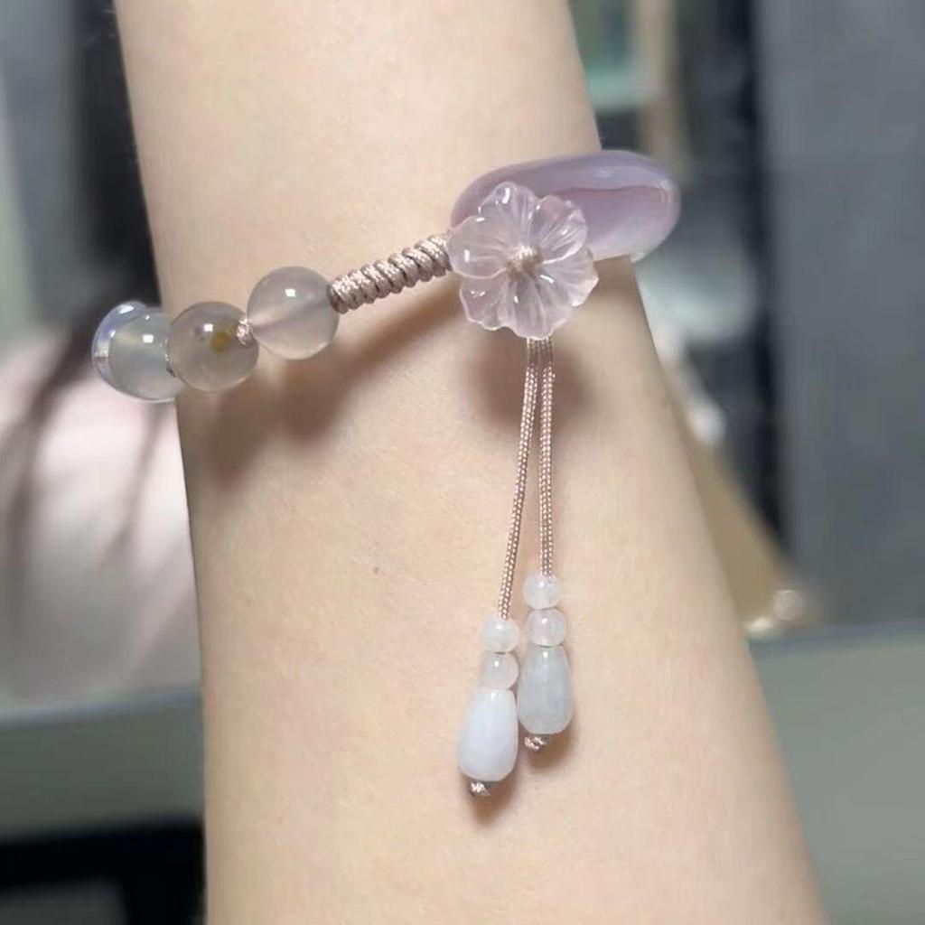 Baroque Pearl Drawstring Bracelet: Women's Light Luxury, Irregular Design, Exquisite Handcrafted Jewelry.