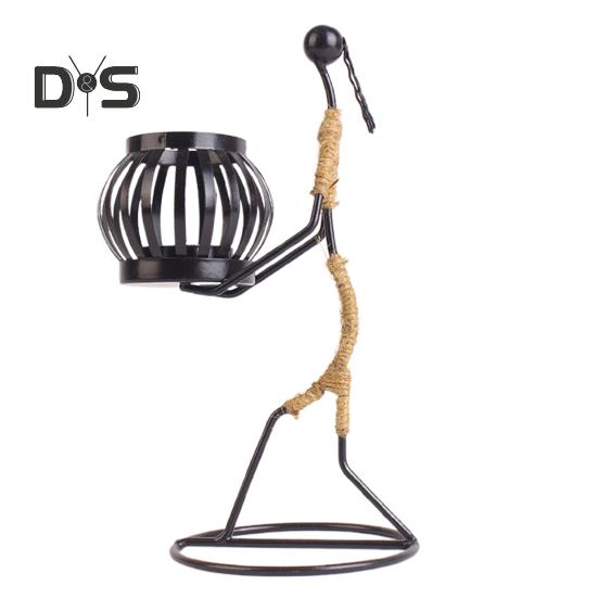 

Металлический подсвечник ручной работы в форме человека, подсвечник из железа в форме художественной фигуры для чайной свечи, для обеденного стола, бара, спальни C