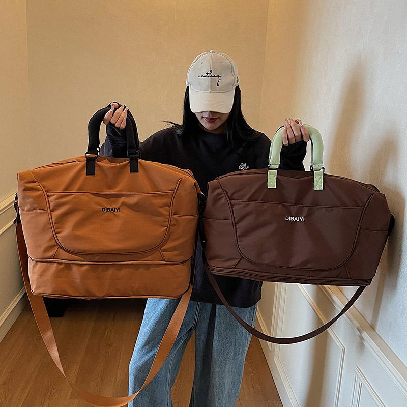 Women's Large Capacity Expandable Duffel Bag - Lightweight, Fashionable, Crossbody for Business Trips and Sports Fitness