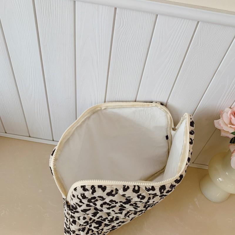Leopard Print Portable Laptop Carrying Case Computer Bag Fits 11/13/15 Inch Laptops Protective Sleeve For School Work Travels
