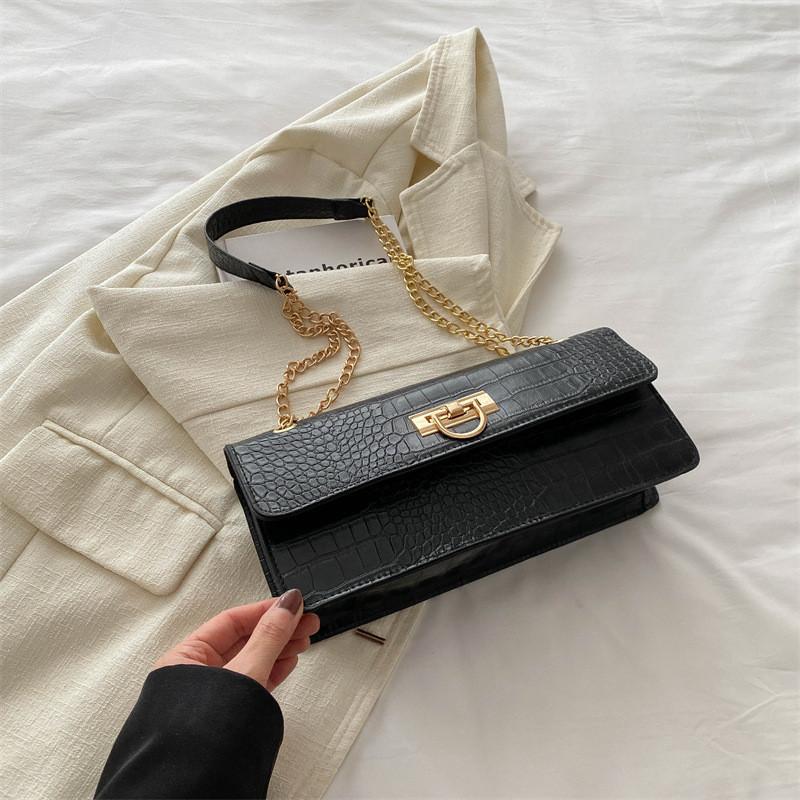 

Stylish Pu Material Square Bag With Popular Contrast Stitching Details For Women чёрный