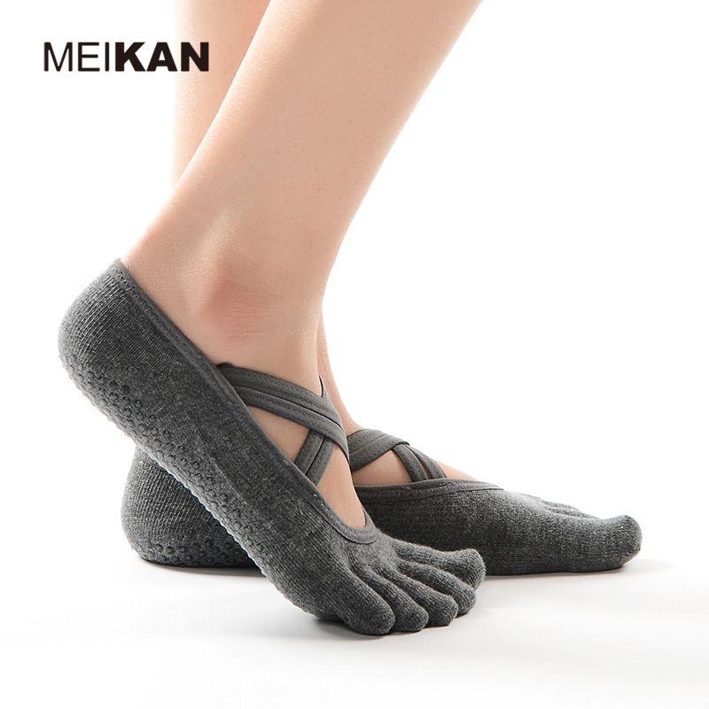 

All Year Round Women s Yoga Toe Socks Double Cross Strap Professional Non-Slip Floor Socks Socks Athletic Socks Spring and Summer Socks Full toe hemp Ash