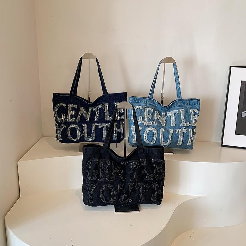 A Laid-back Style Single-shoulder Bag with A Large Capacity Crossbody Bag