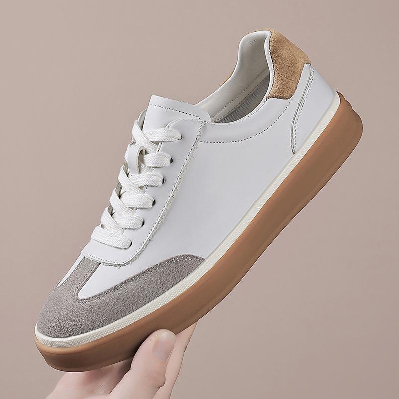 The First Layer of Cowhide Men's Hollow Breathable Punched Sandals Men's Casual Moral Training Shoes Men's Shoes