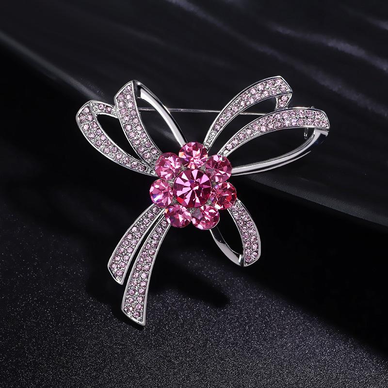 Elegant Crystal Bow Brooch for Women - European and American Style Accessories