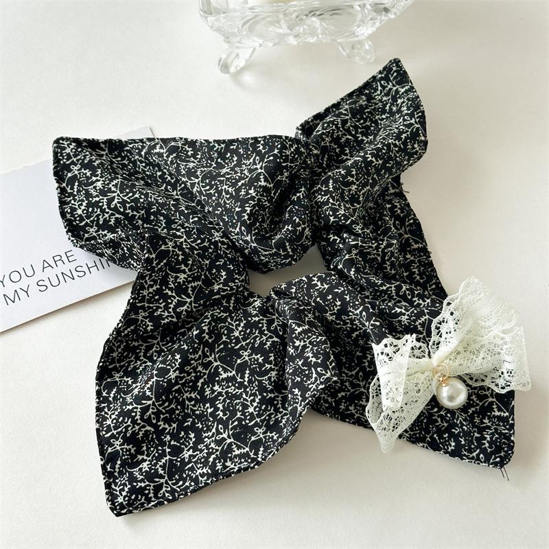 Luxury and Sophisticated Floral Square Scarf Hairpin with Bow - A Charming Large Hairband Accessory for Girls