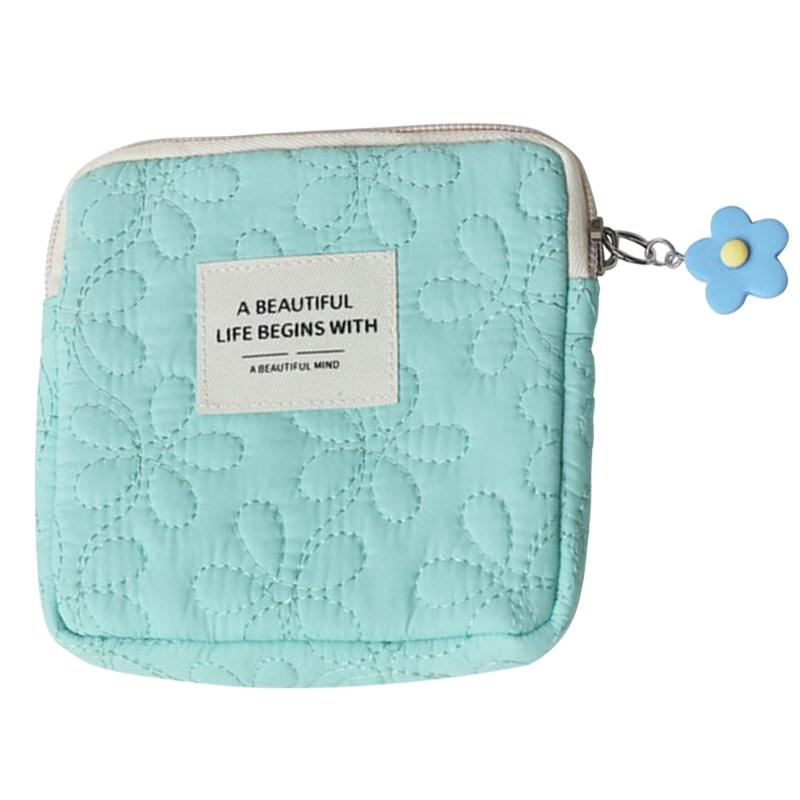 Cute Cosmetic Storage Bag Quilted Flowers Designed Cosmetic Bag Soft Comfortable Makeup Bag for Lipstick Jewelry Pouch