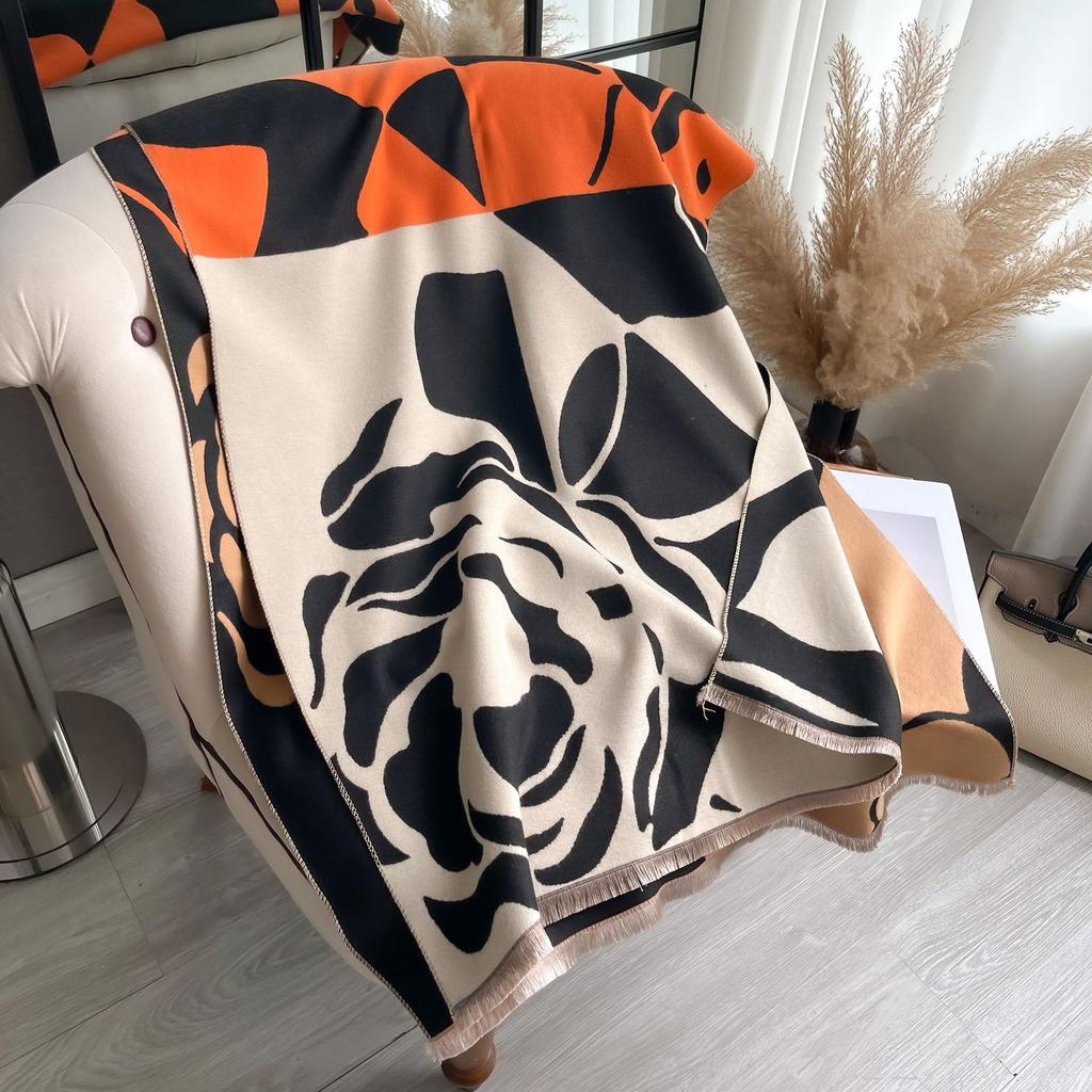 Camellia Plant Floral Splicing Fashion Scarf Scarf Air Conditioner Shawl Woman