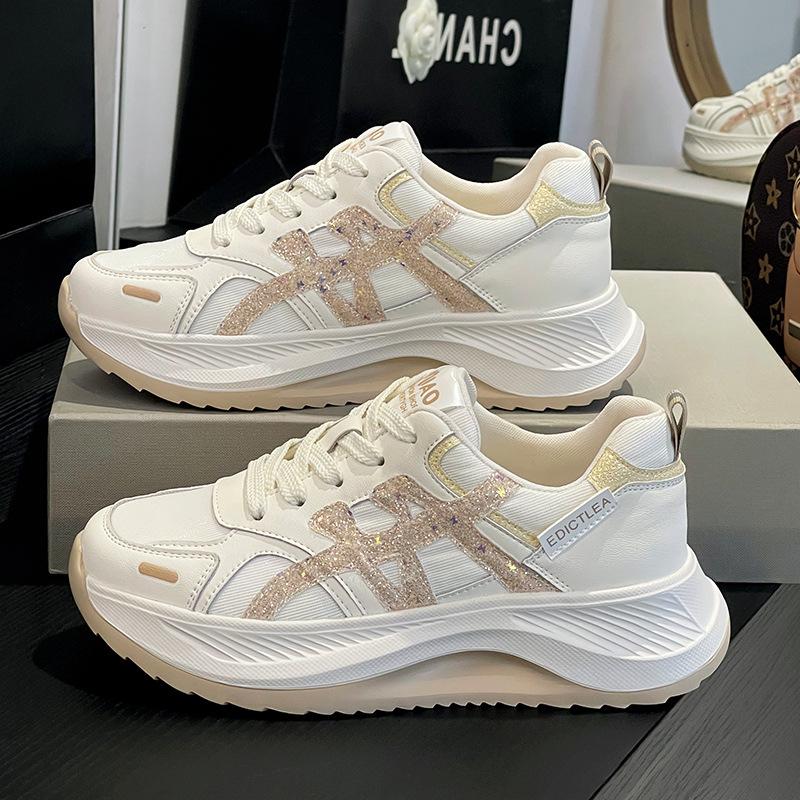 

Leather dad shoes women s autumn new leather lightweight sports and leisure shoes thick-soled heightening breathable running shoes 35