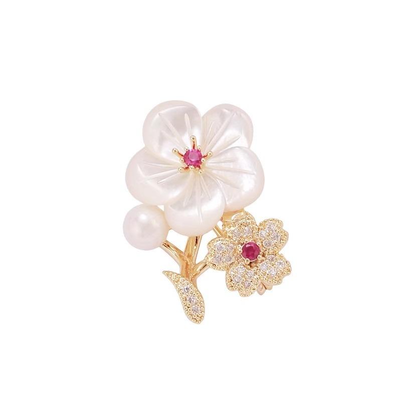 Cute Chinese-style Imitation Shell Flower Brooch, Elegant Plum Blossom Small Pin, Niche Design Sense