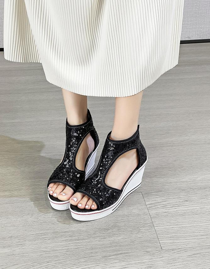 Mode Koreanische Version 8CM Frühling/Sommer Perlen High-Top Fischmaul Sandalen Keilabsatz Offen Zehen Hollow Übergröße Damenschuhe