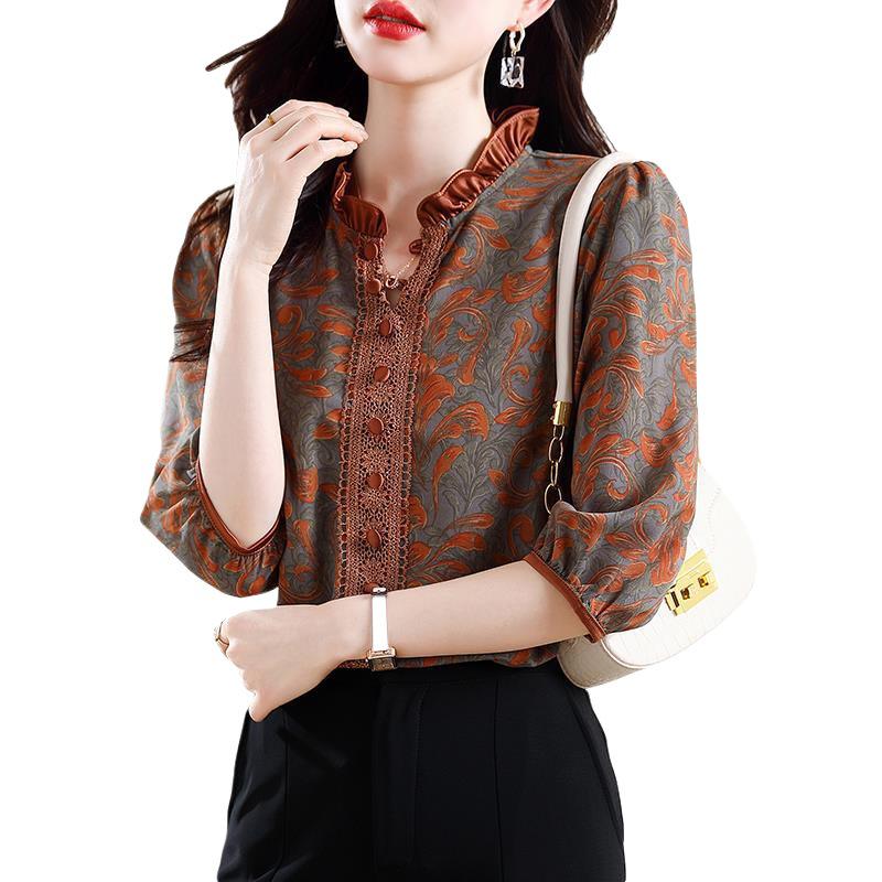 Women's Retro Print Summer Blouse - Loose Fit, Seven-Sleeve, Stylish and Flattering for Middle-Aged Mothers