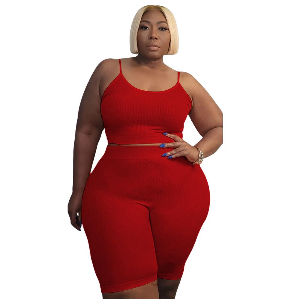 

Комплект из двух предметов для женщин больших размеров: Высокоэластичный топ без рукавов с U-образным вырезом и повседневные шорты 4XL красный