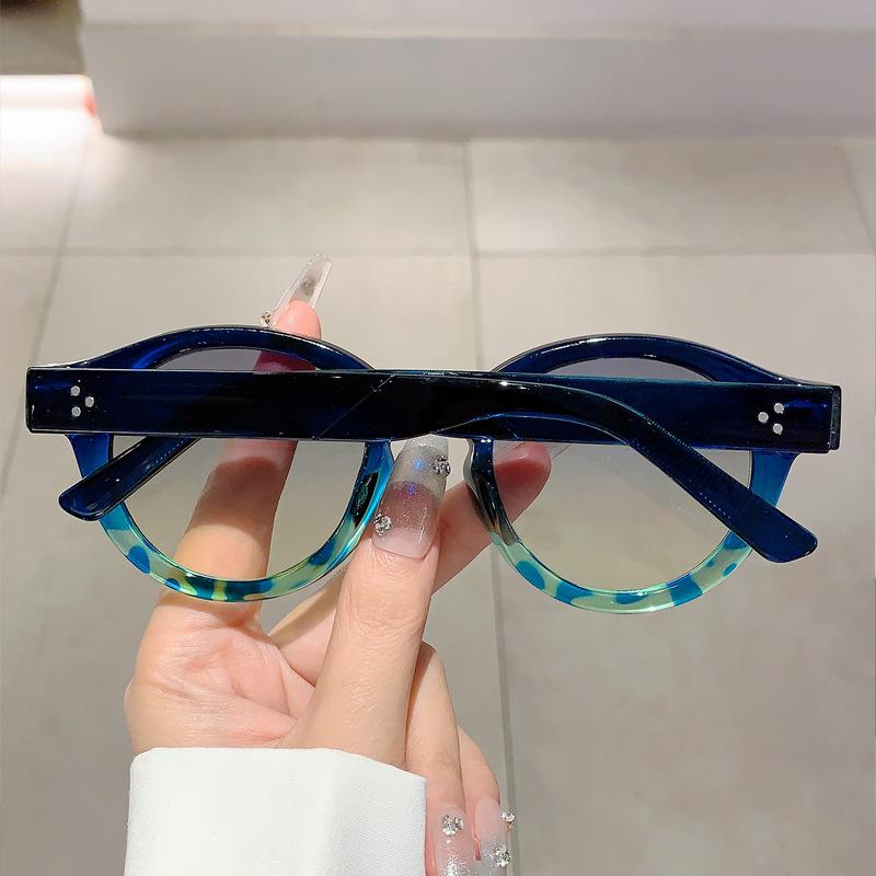 Vintage Double Color Round Sunglasses Women For Men Luxury Brand Designer Sun Glasses Punk Popular Classic Rivet Shades