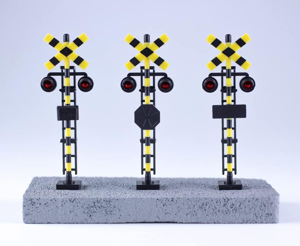 PLUM Railroad Crossing Scale Molding Plastic Kit MS055 1/80 Two-Color