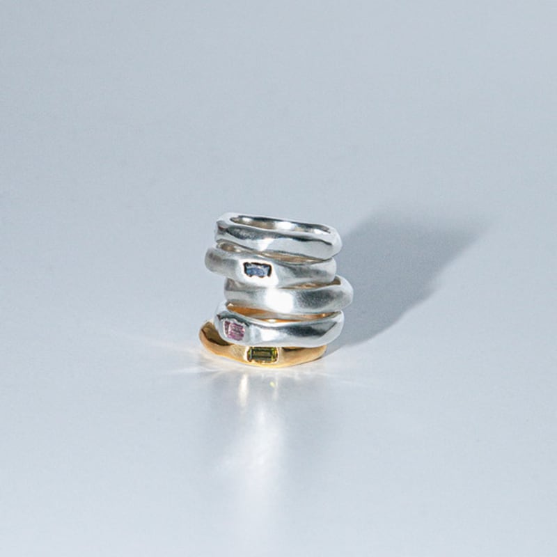 TOUCH COLOR CUBIC RING