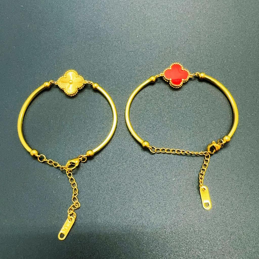 Hög Version 15mm Lycklig Titanstål Fyraklöverarmband För Kvinnor Utan Färgförlust Fräscht Och Sött Armband